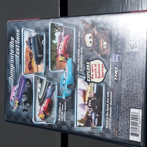 Disney Pixar Cars PS2 Game disc + Guide no scratches - Picture 2 of 4